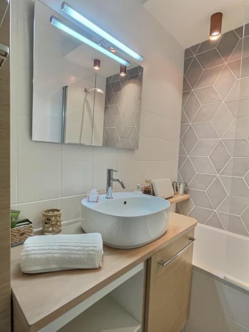"L'Horizon" De Miss.K Conciergerie Apartman Mâcon Kültér fotó